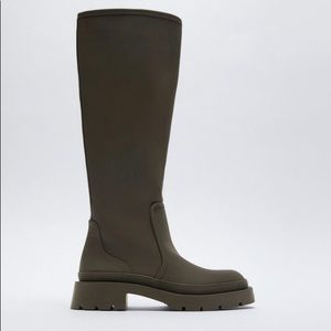 Zara low heel rubberized boots
